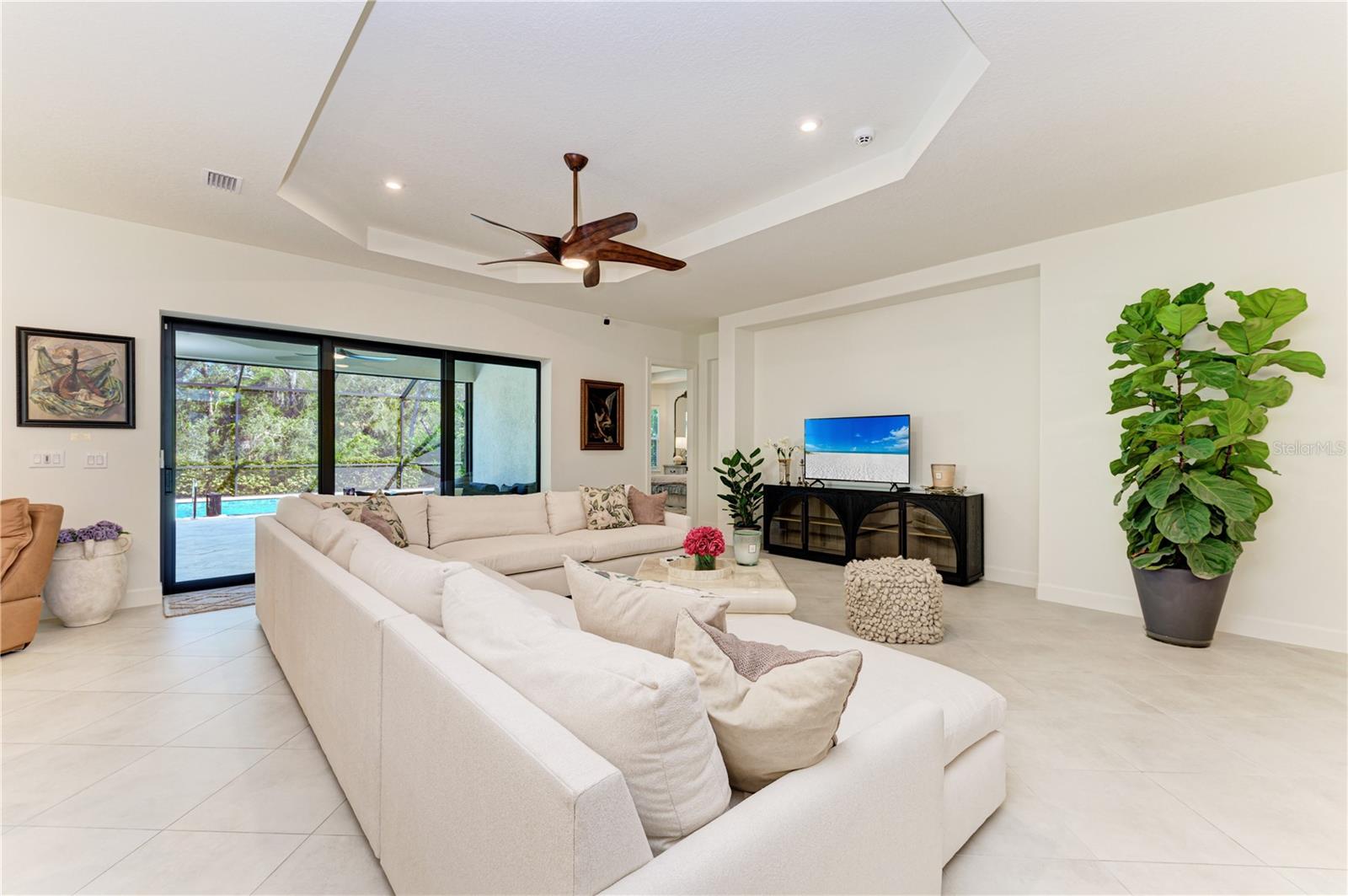 AZARIO ESPLANADE PH II SUBPH A, B & C - Residential