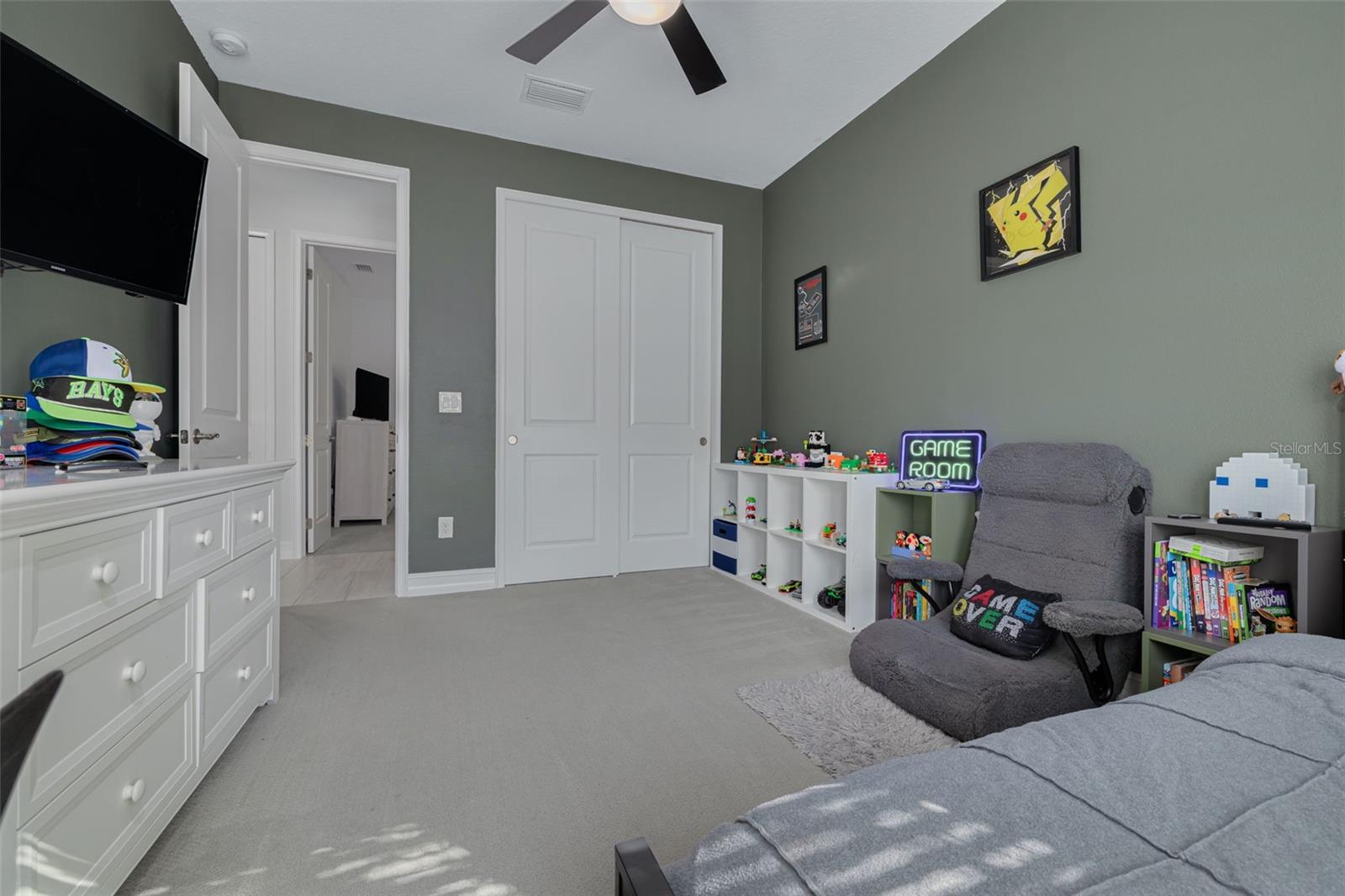 KEYSTONE RIDGE ESTATES - Residential