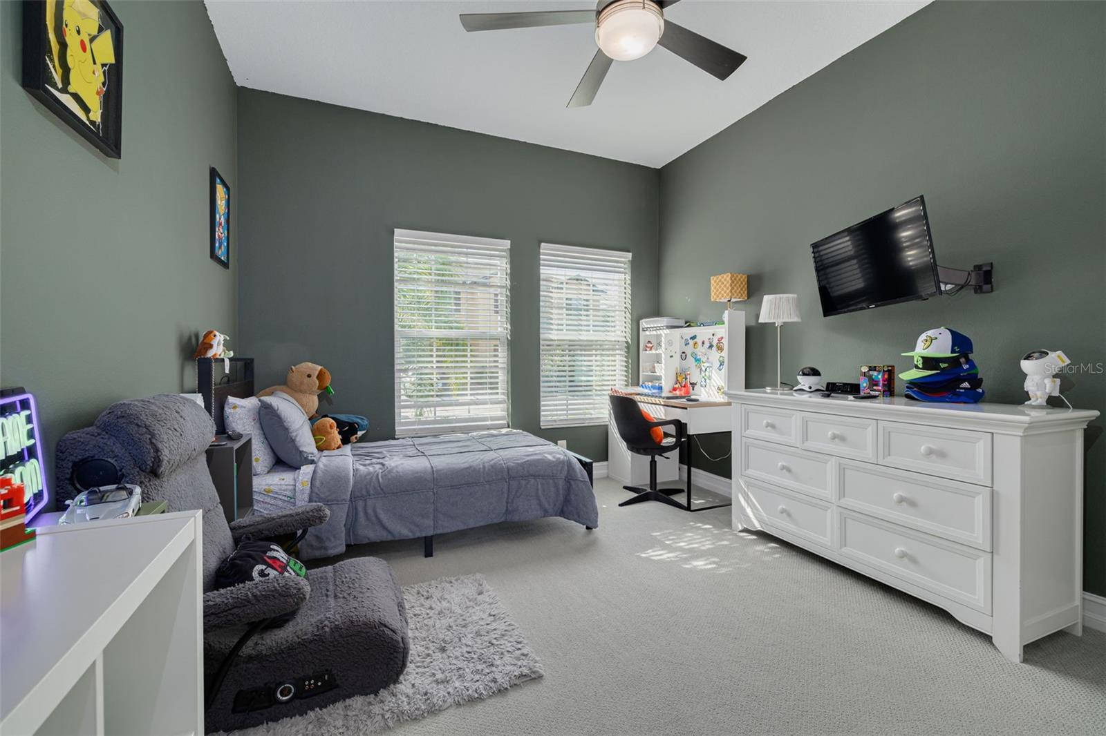 KEYSTONE RIDGE ESTATES - Residential