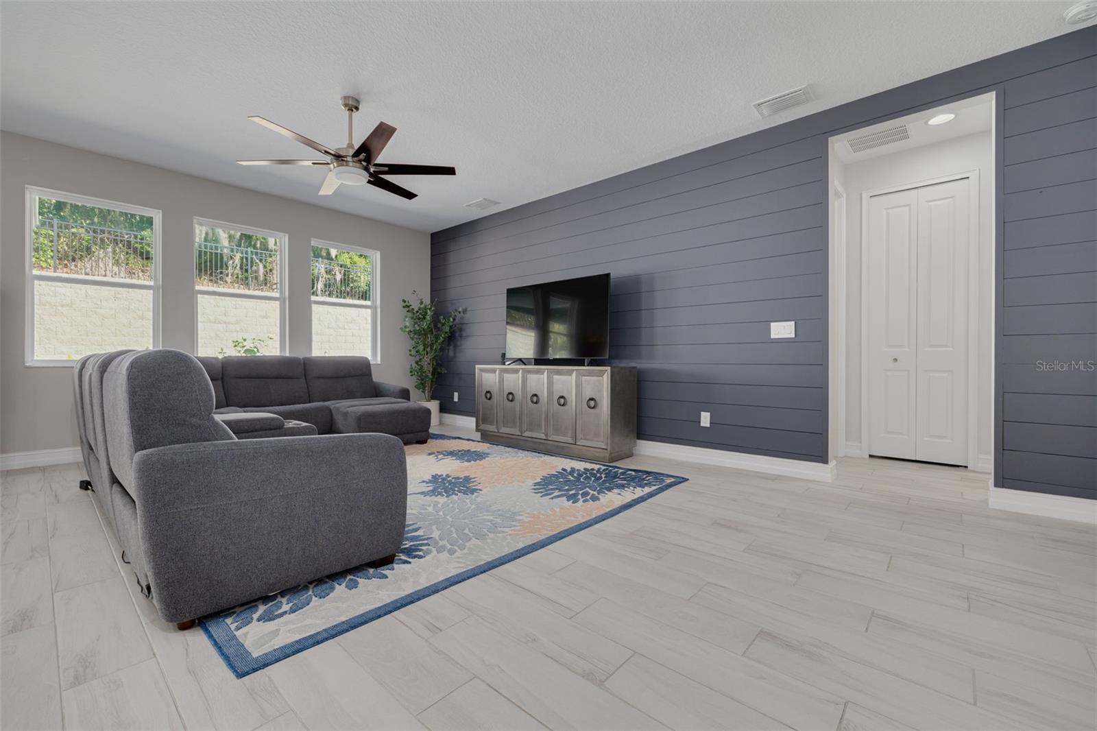 KEYSTONE RIDGE ESTATES - Residential