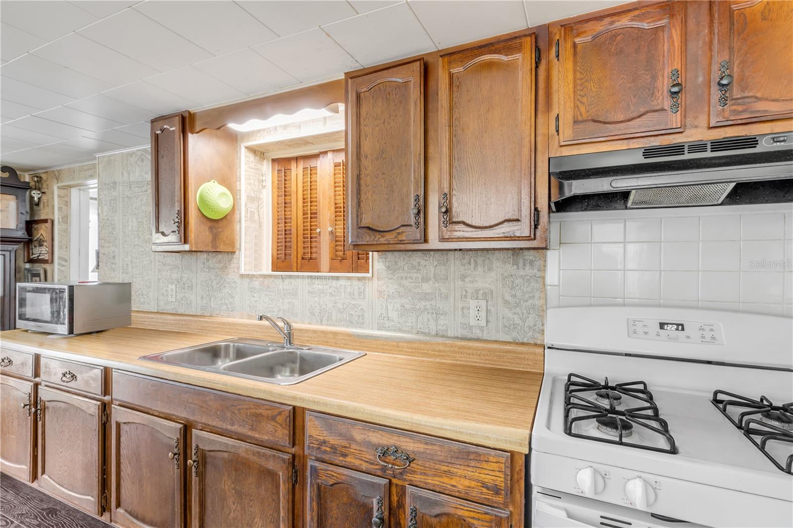 CONDICT WALKER GRANT - Residential