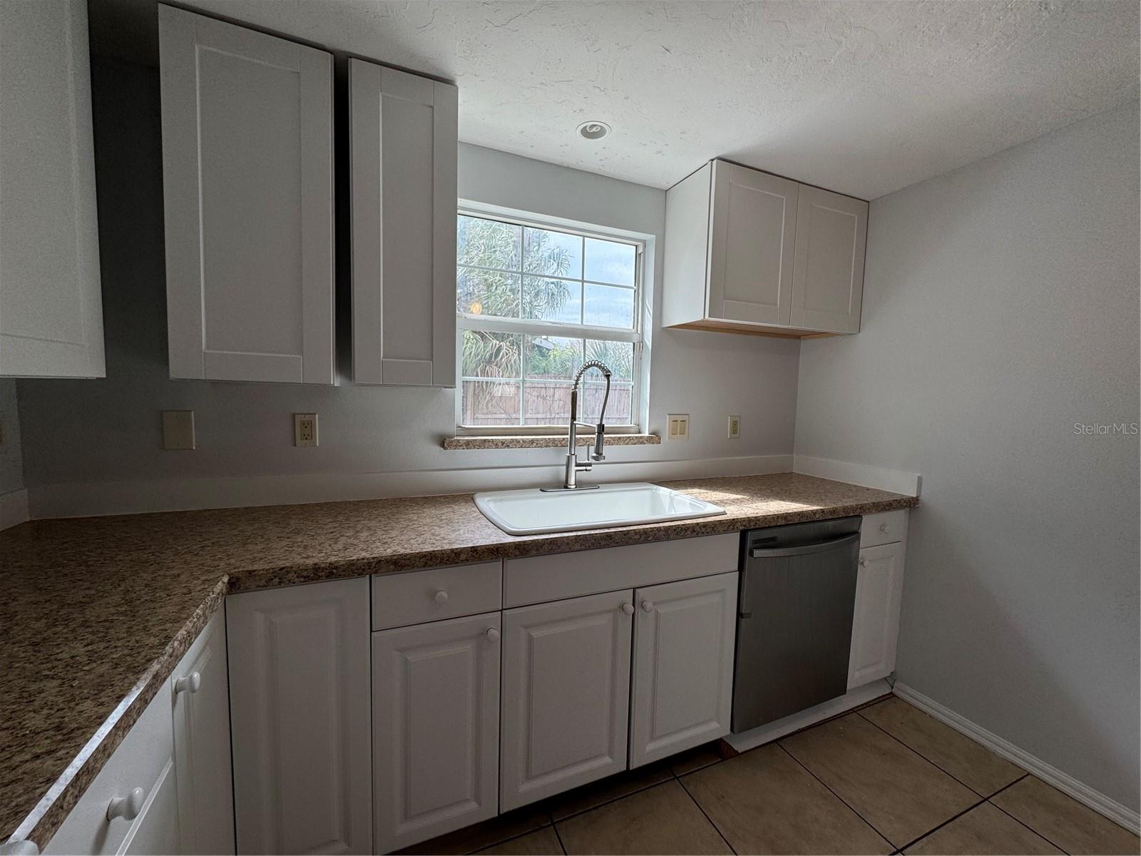 SOUTH GATE - Residential