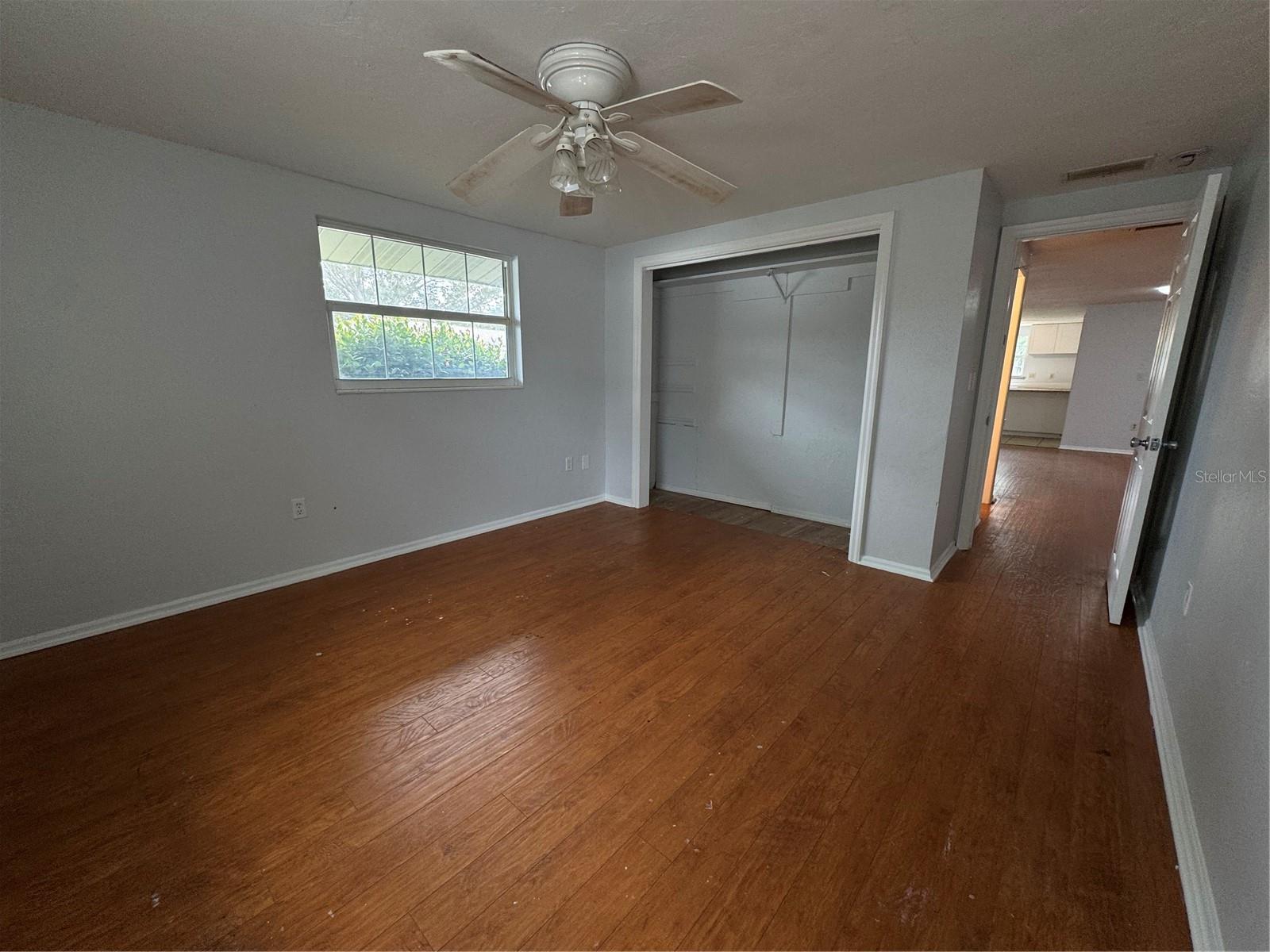 SOUTH GATE - Residential