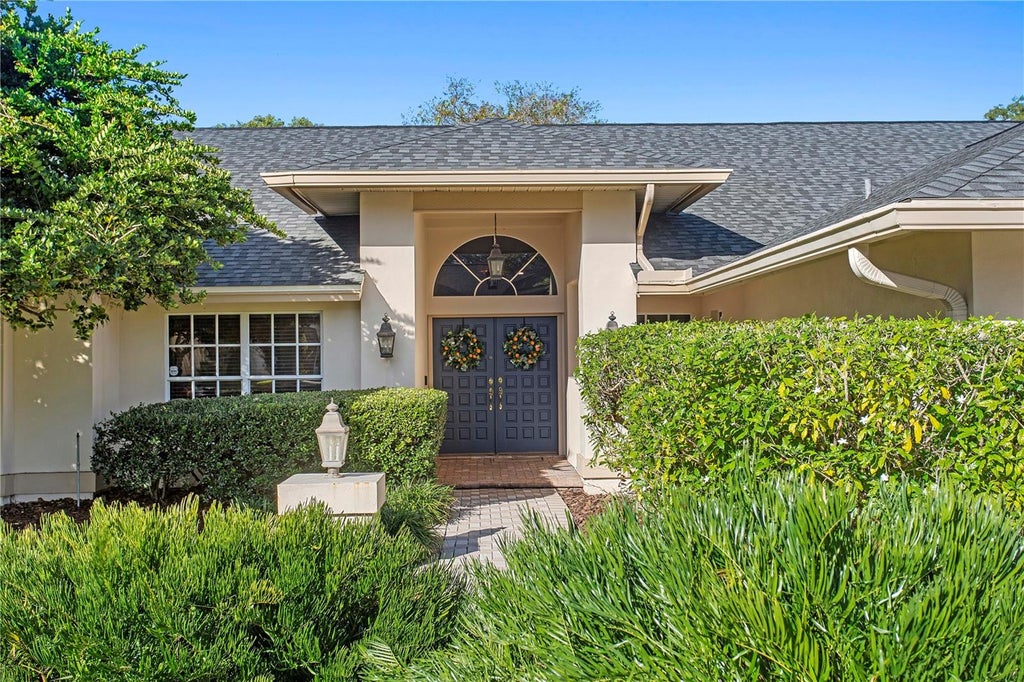 Photo of 11510 Humber Place, Temple Terrace, FL 33617 (MLS # TB8562431)