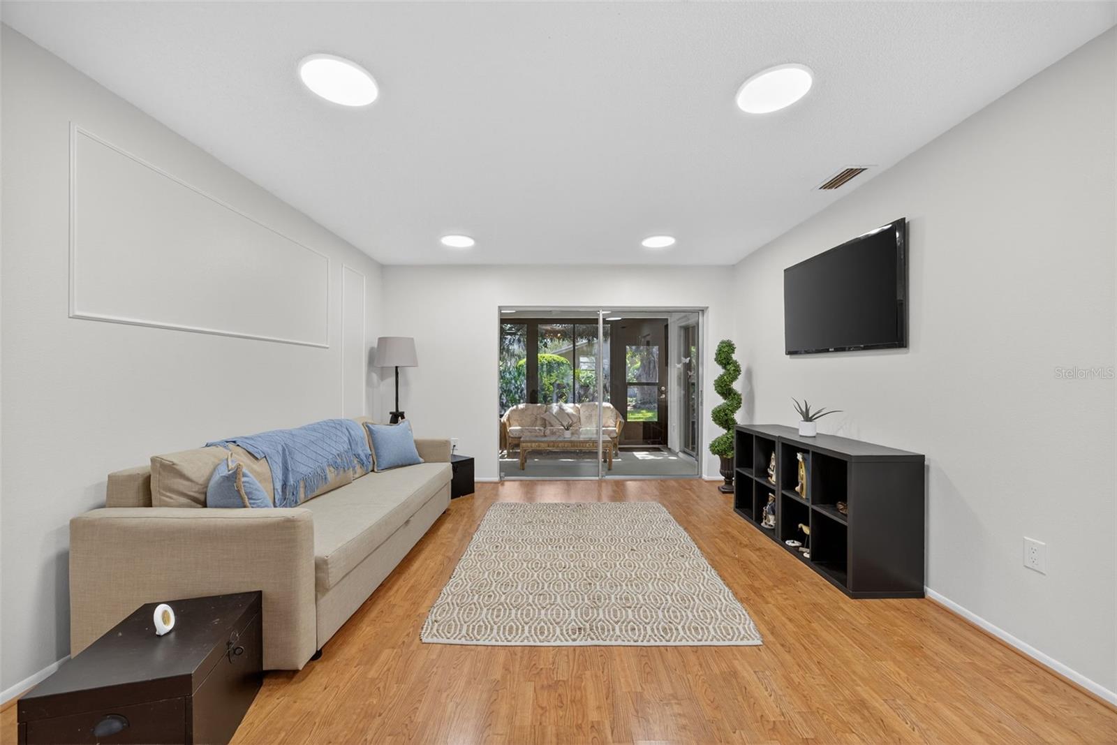 1214 TALLYWOOD DRIVE 7020