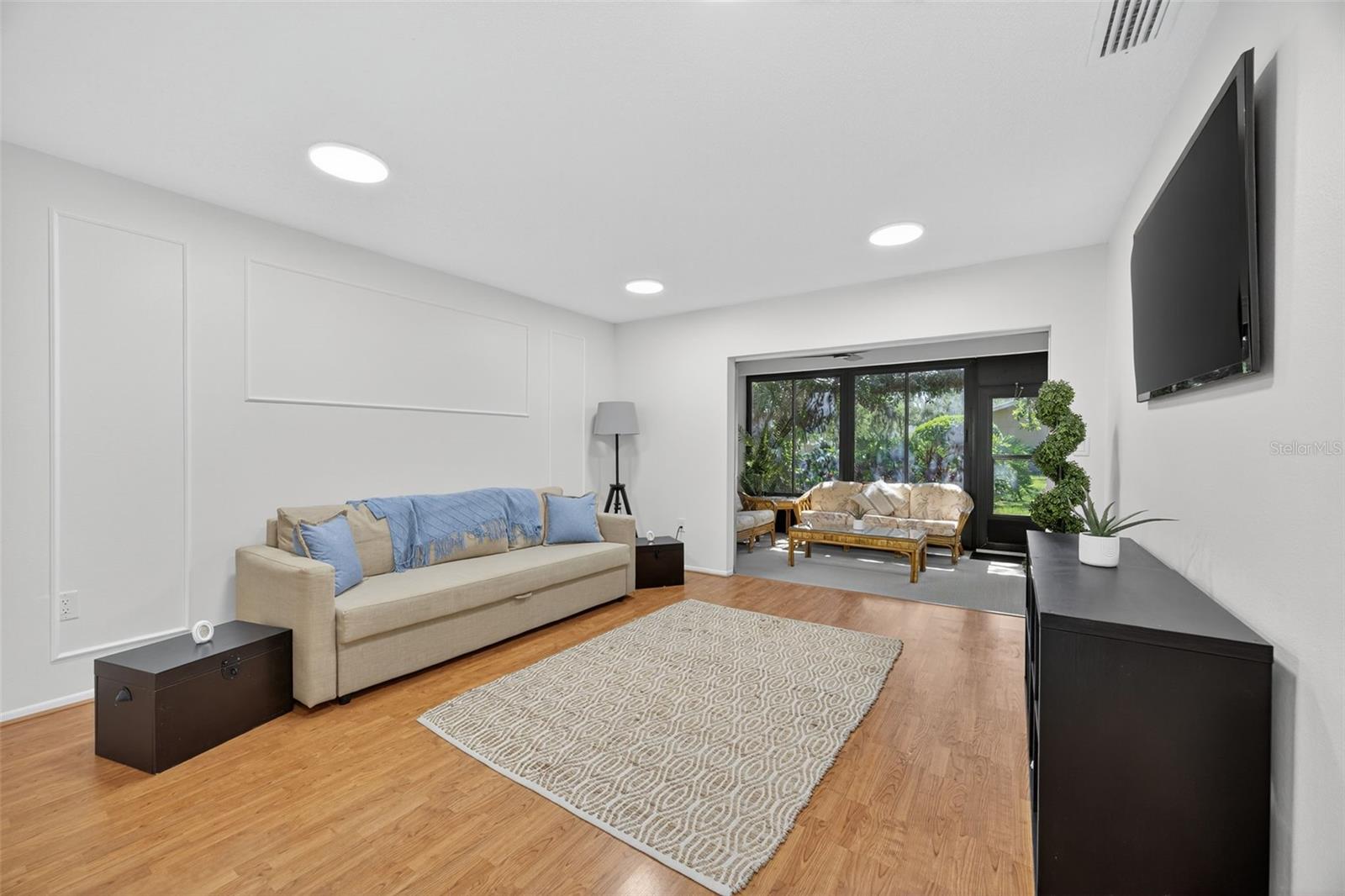 1214 TALLYWOOD DRIVE 7020