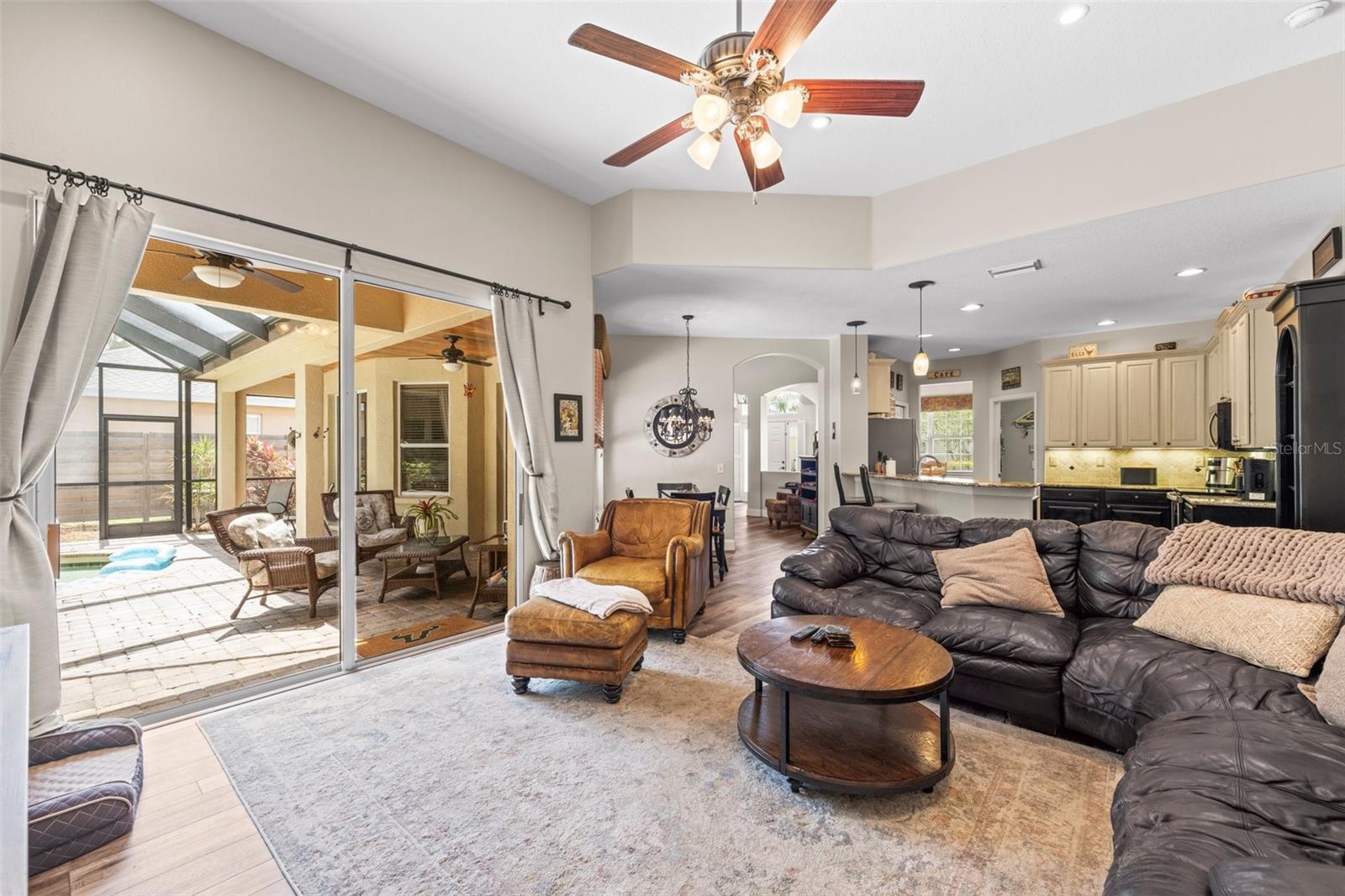 THE OAKS AT WOODLAND PARK PH 2 - Residential
