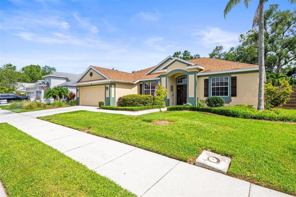 Photo of 743 Stonecrest Drive, Sarasota, FL 34232 (MLS # A4654945)