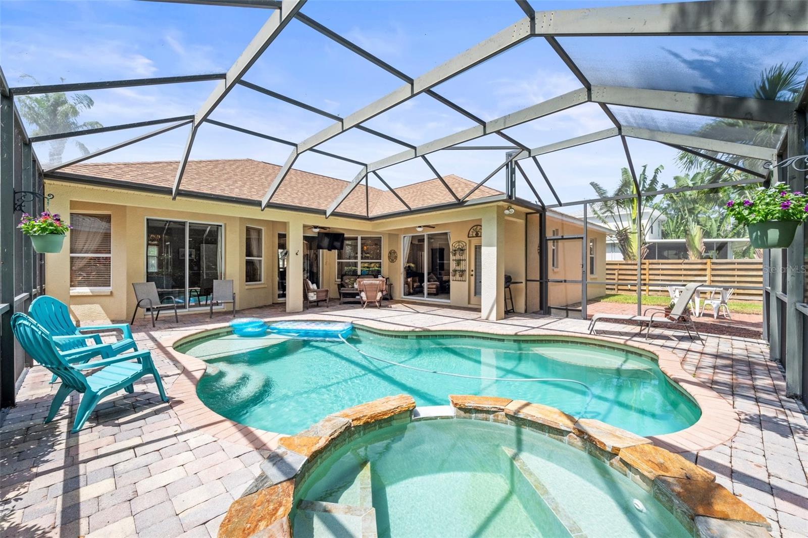 THE OAKS AT WOODLAND PARK PH 2 - Residential