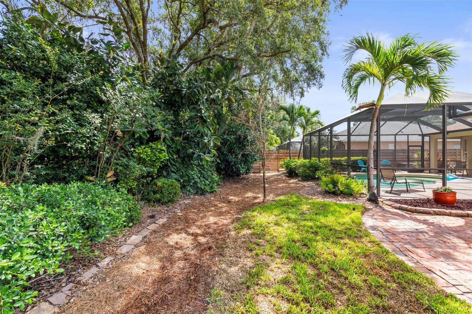 THE OAKS AT WOODLAND PARK PH 2 - Residential