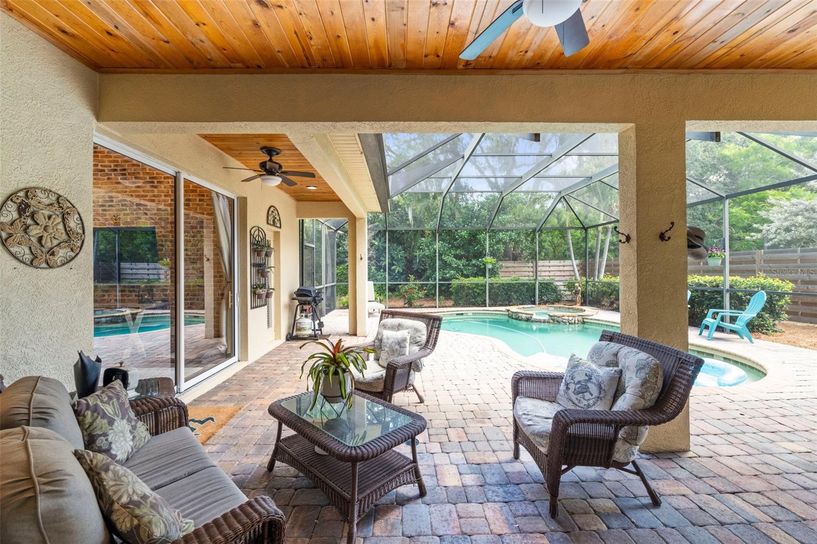 THE OAKS AT WOODLAND PARK PH 2 - Residential