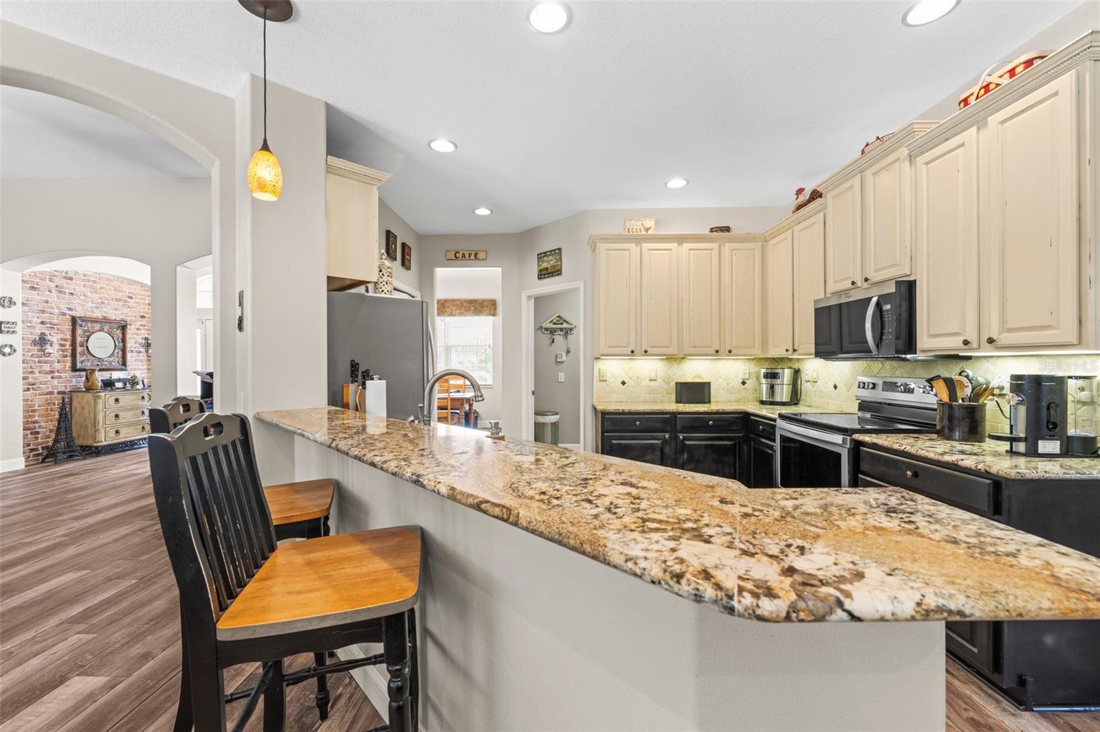 THE OAKS AT WOODLAND PARK PH 2 - Residential