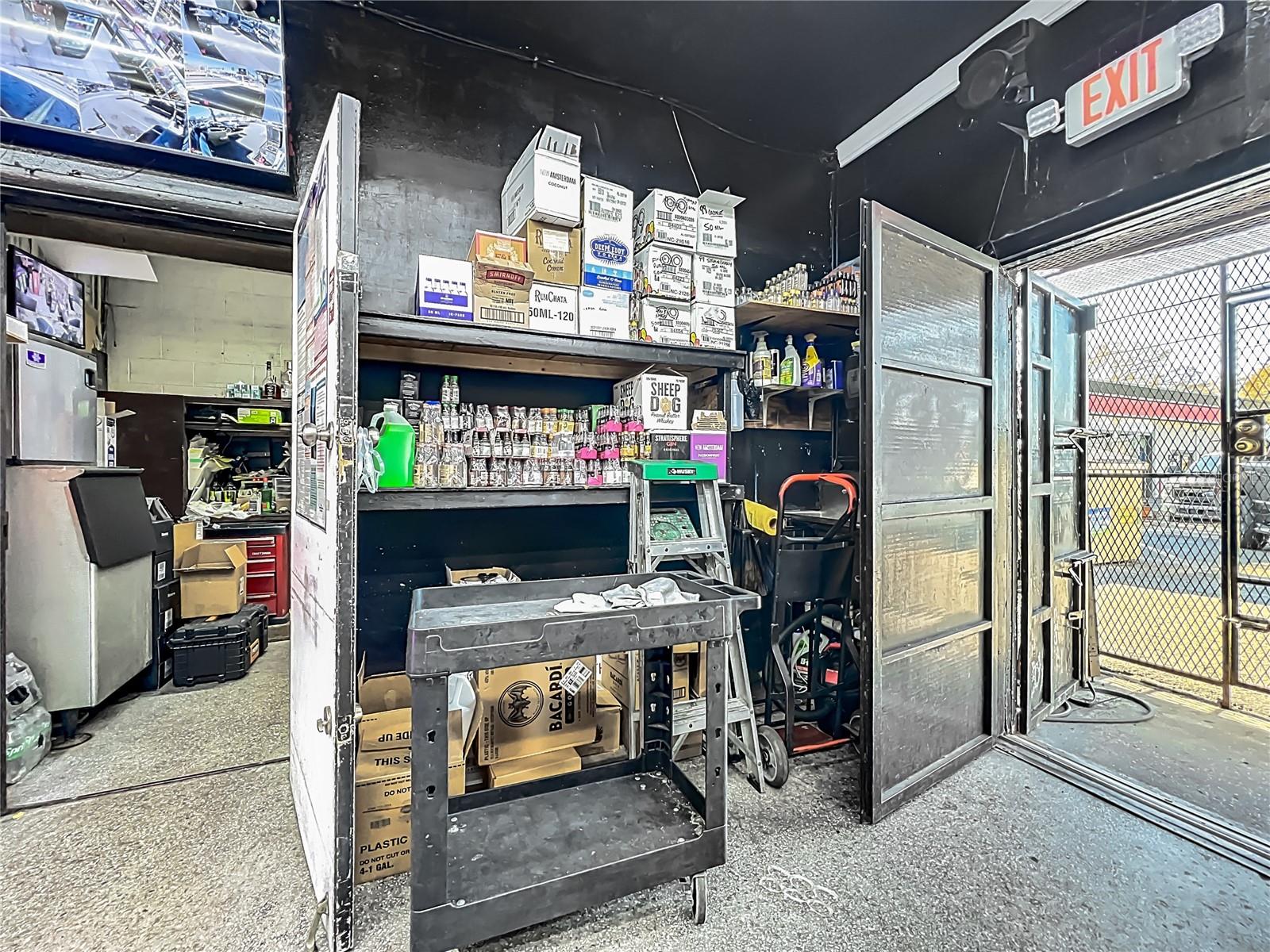 FAIRVIEW SHORES - Commercial Sale