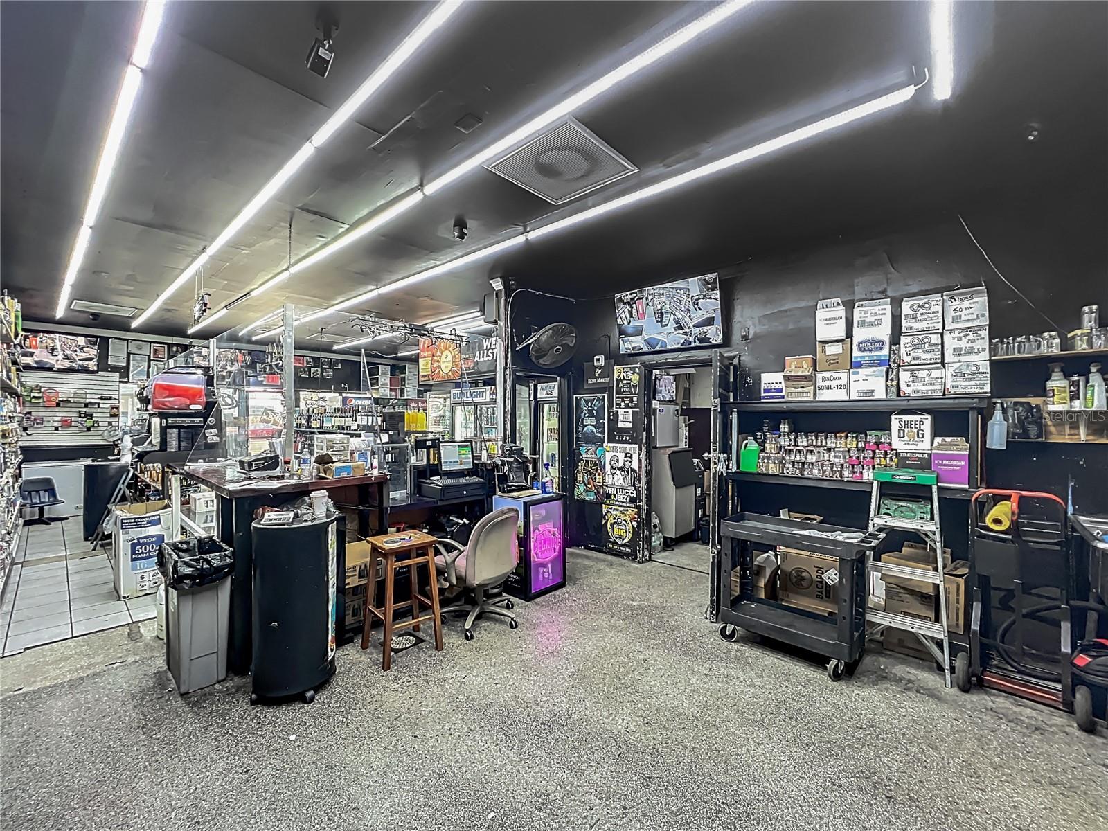 FAIRVIEW SHORES - Commercial Sale