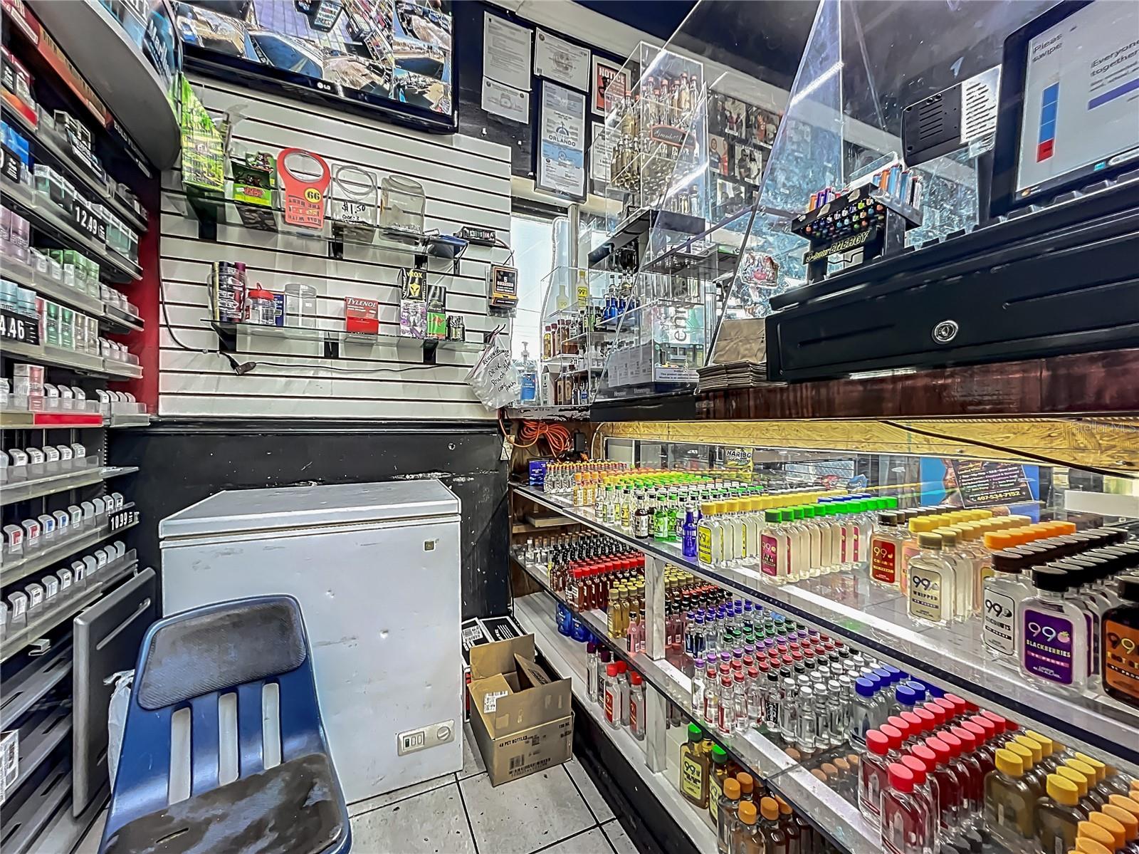 FAIRVIEW SHORES - Commercial Sale