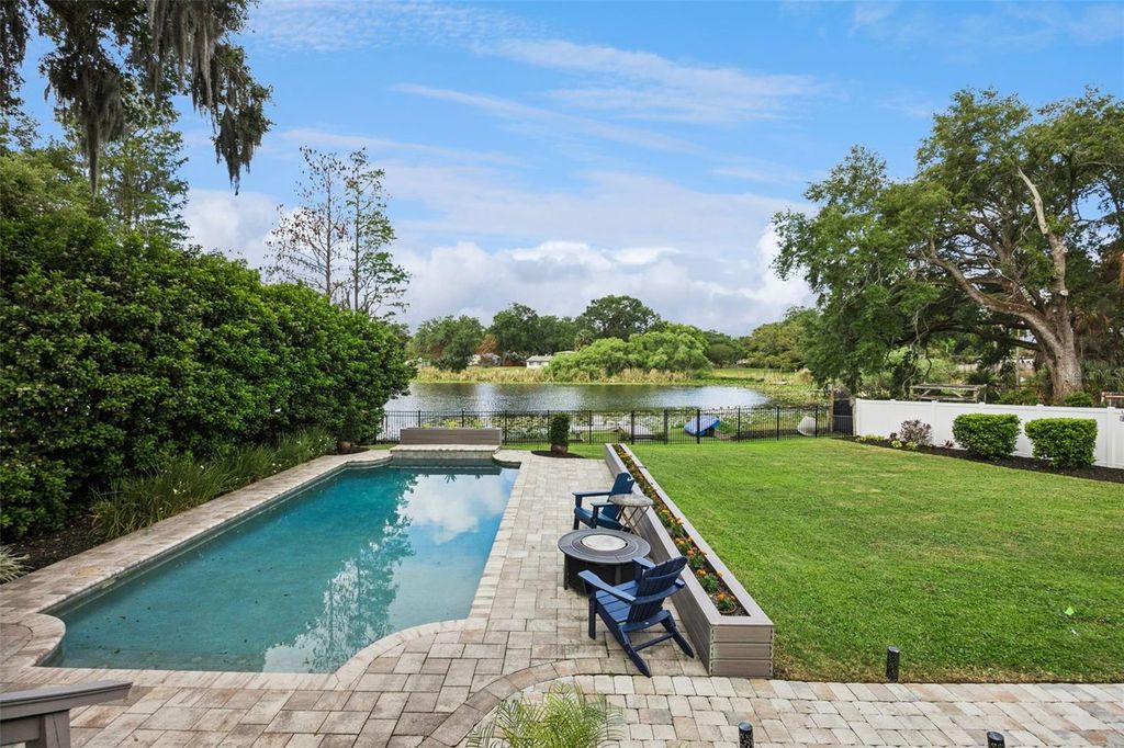 Photo of 2100 Mae Street, Orlando, FL 32806 (MLS # O6396104)