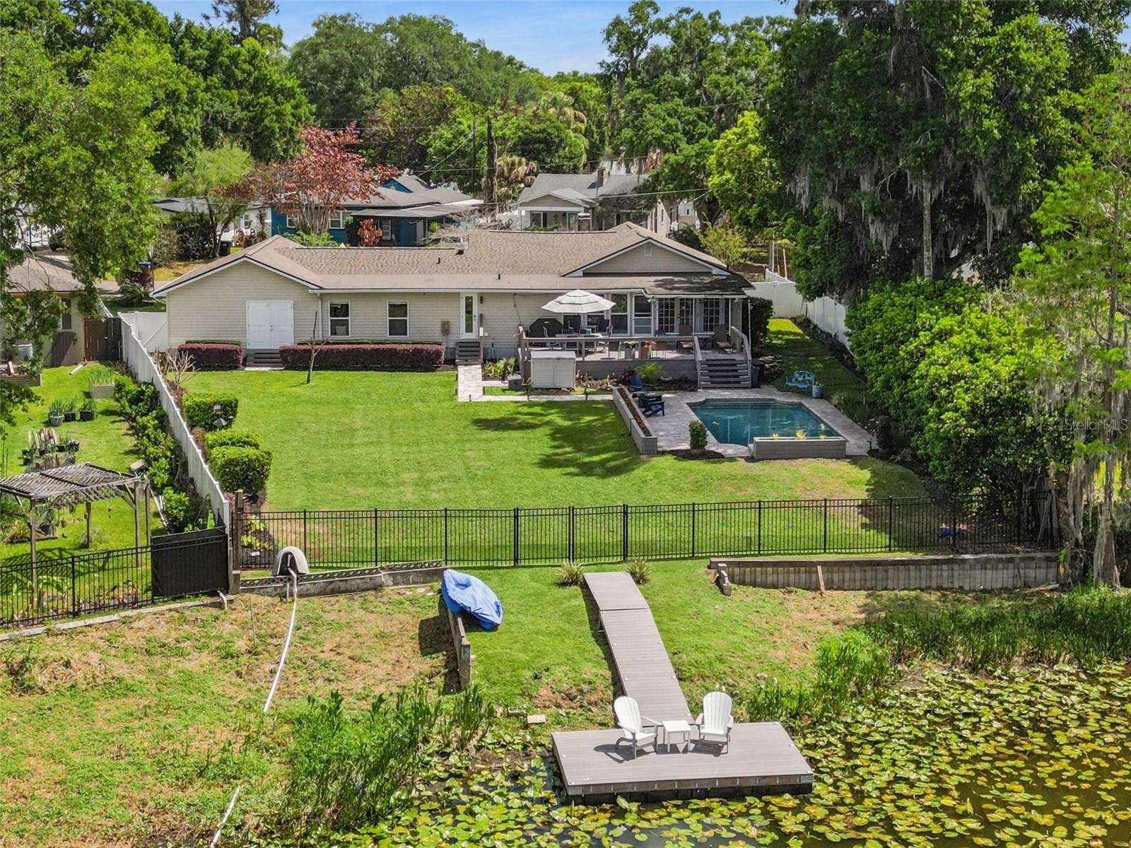 RICHMOND TERRACE FIRST ADD - Residential