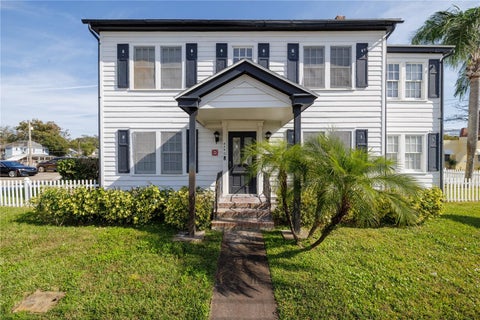 Photo of 429 N Ridgewood Avenue, Daytona Beach, FL 32114 (MLS # V4950910)