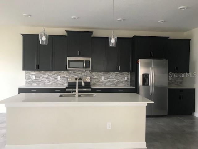 15061 EVERGREEN OAK LOOP