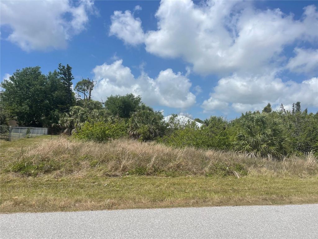 Photo of 15377 Red Head Avenue, Port Charlotte, FL 33981 (MLS # D6141826)