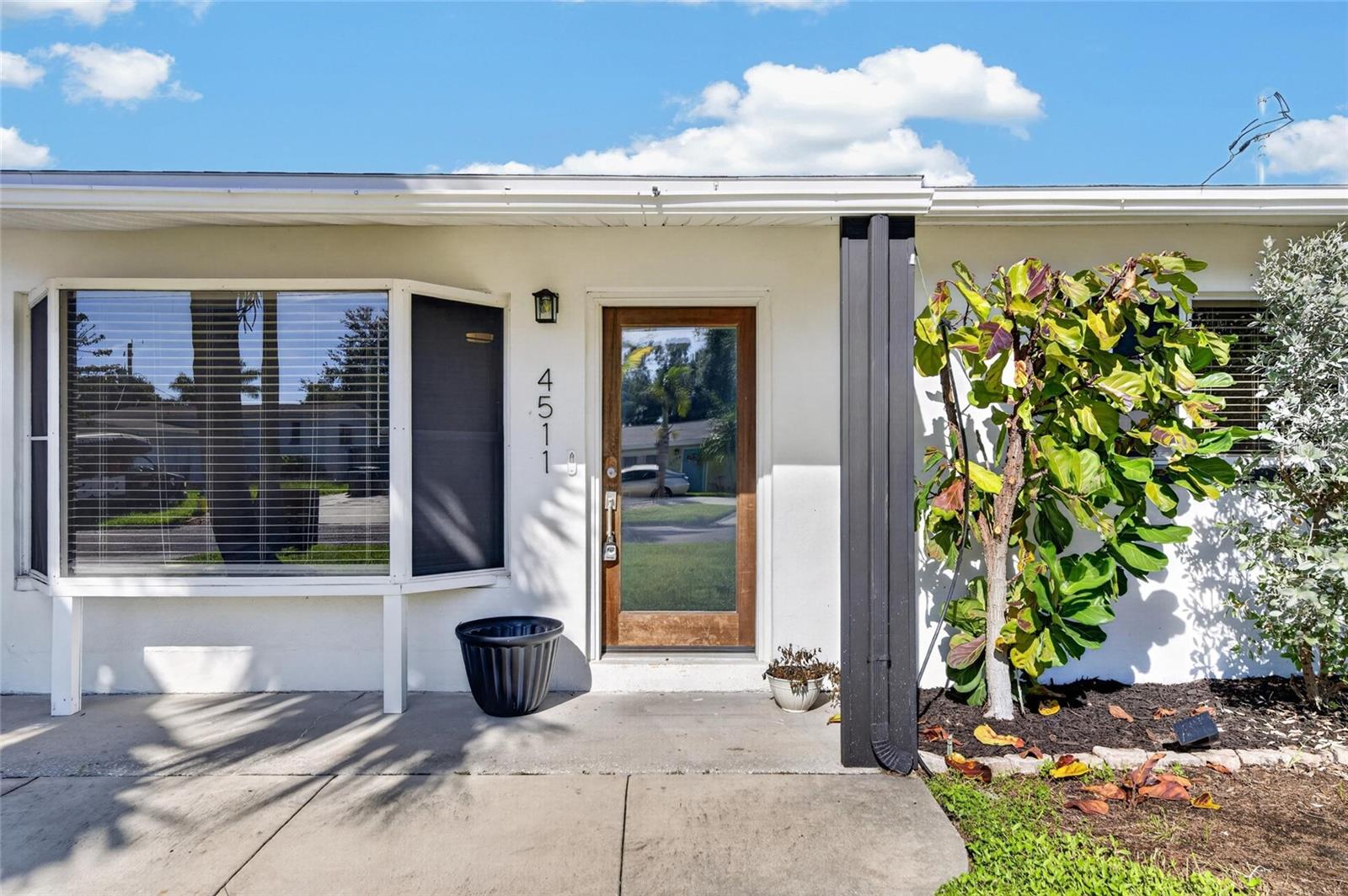 4511 S GAINES ROAD