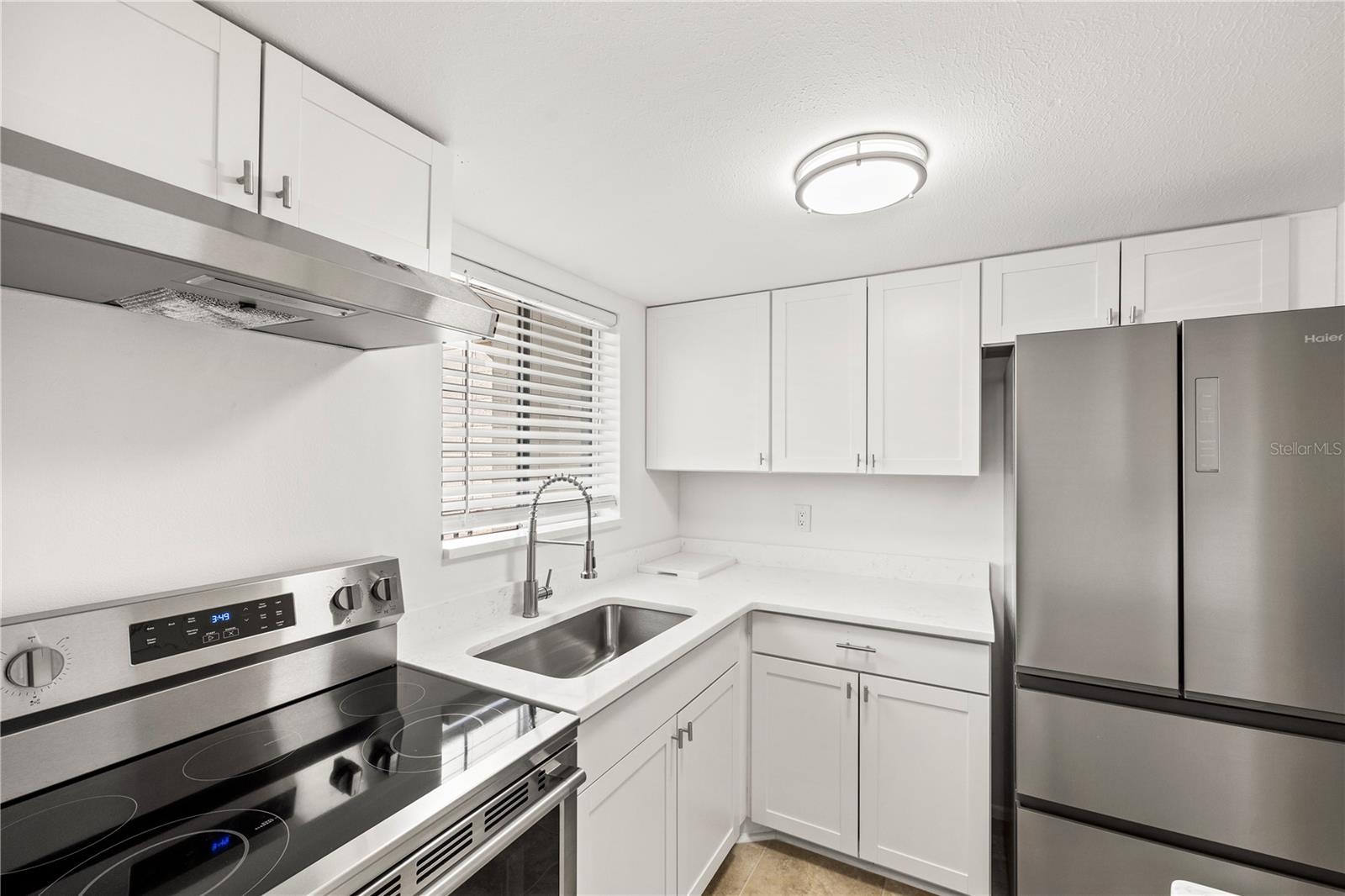 THE THIRD BAYSHORE - Residential