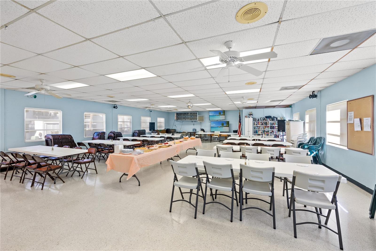 THE THIRD BAYSHORE - Residential