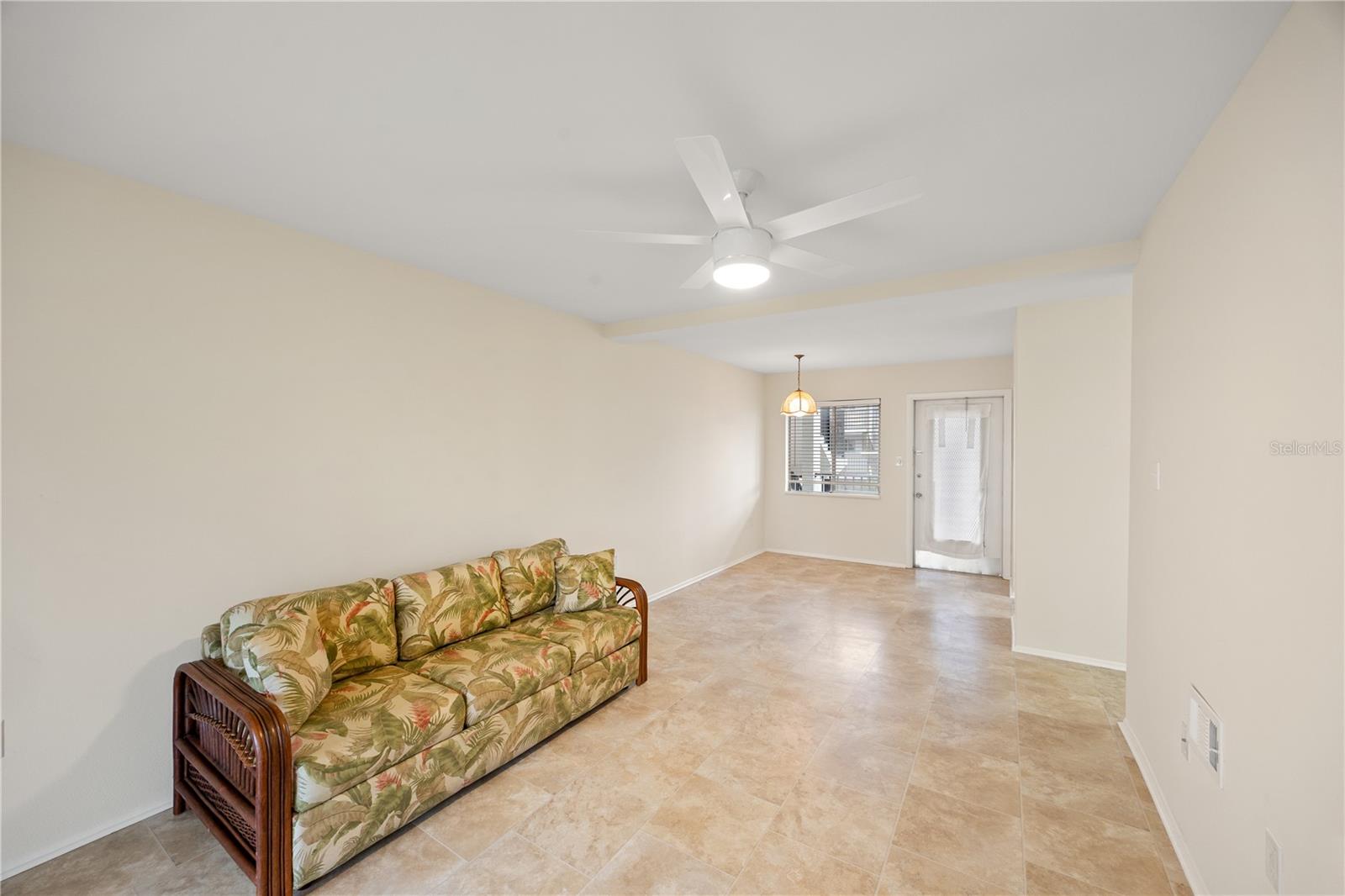 THE THIRD BAYSHORE - Residential