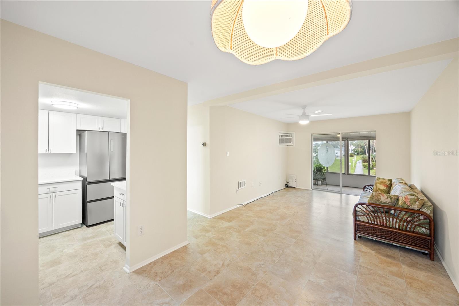 THE THIRD BAYSHORE - Residential