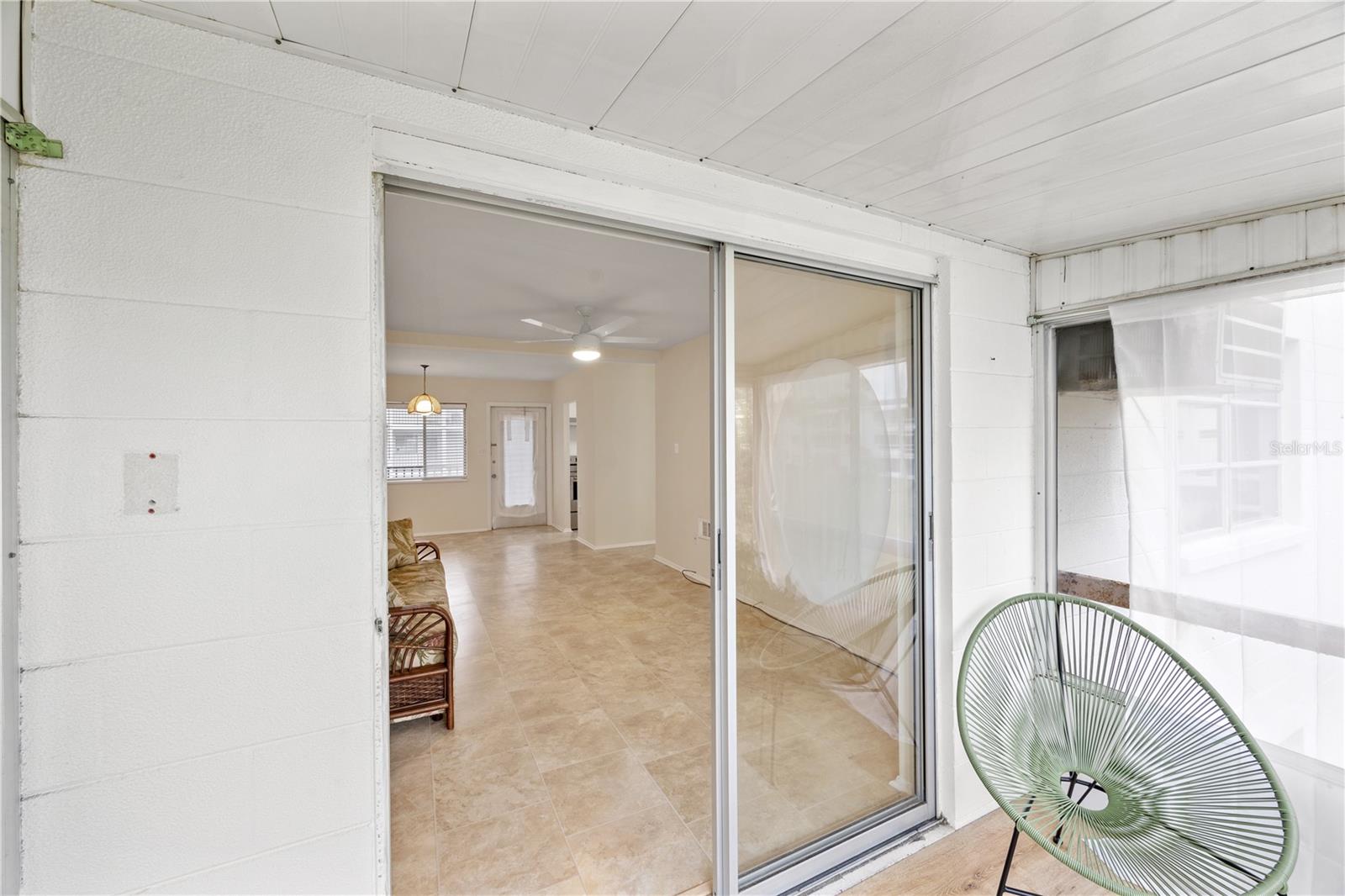 THE THIRD BAYSHORE - Residential