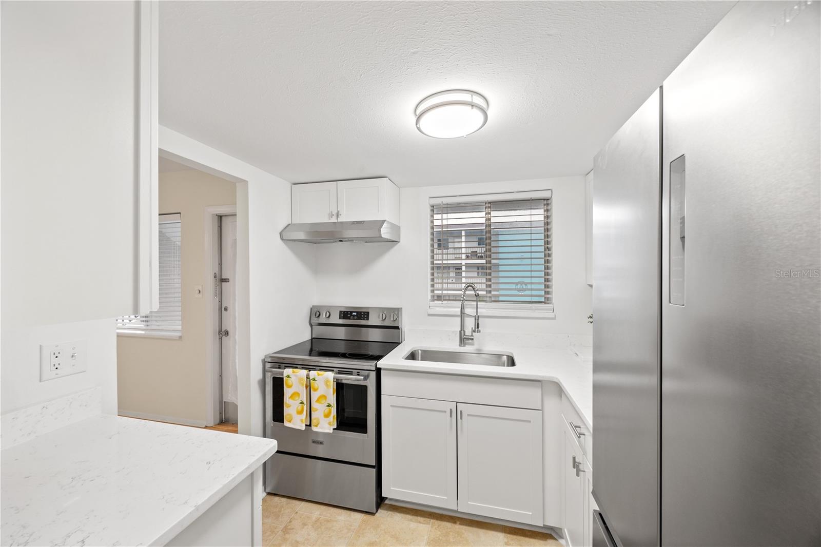 THE THIRD BAYSHORE - Residential