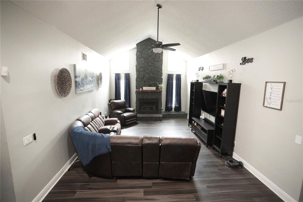 Photo of 6766 Knightswood Drive, Orlando, FL 32818 (MLS # O6352255)