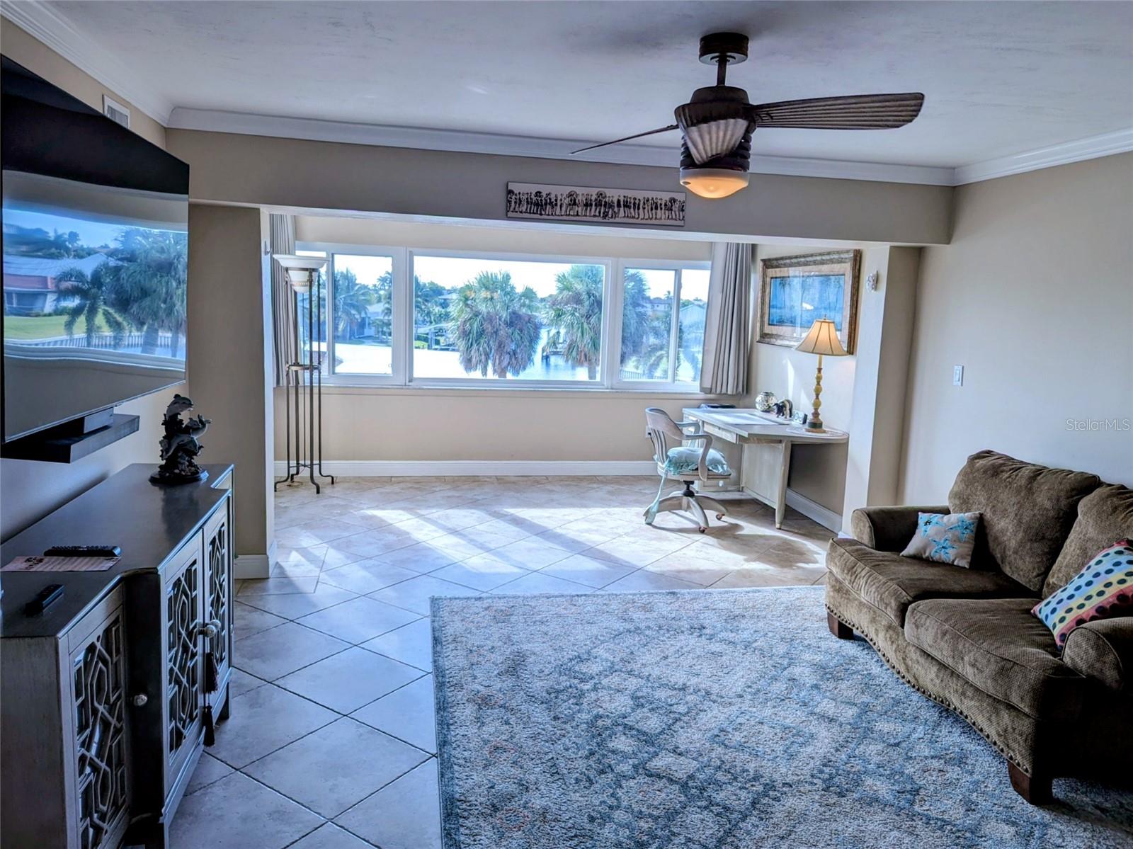 TOWN & RIVER PH 01 - Residential