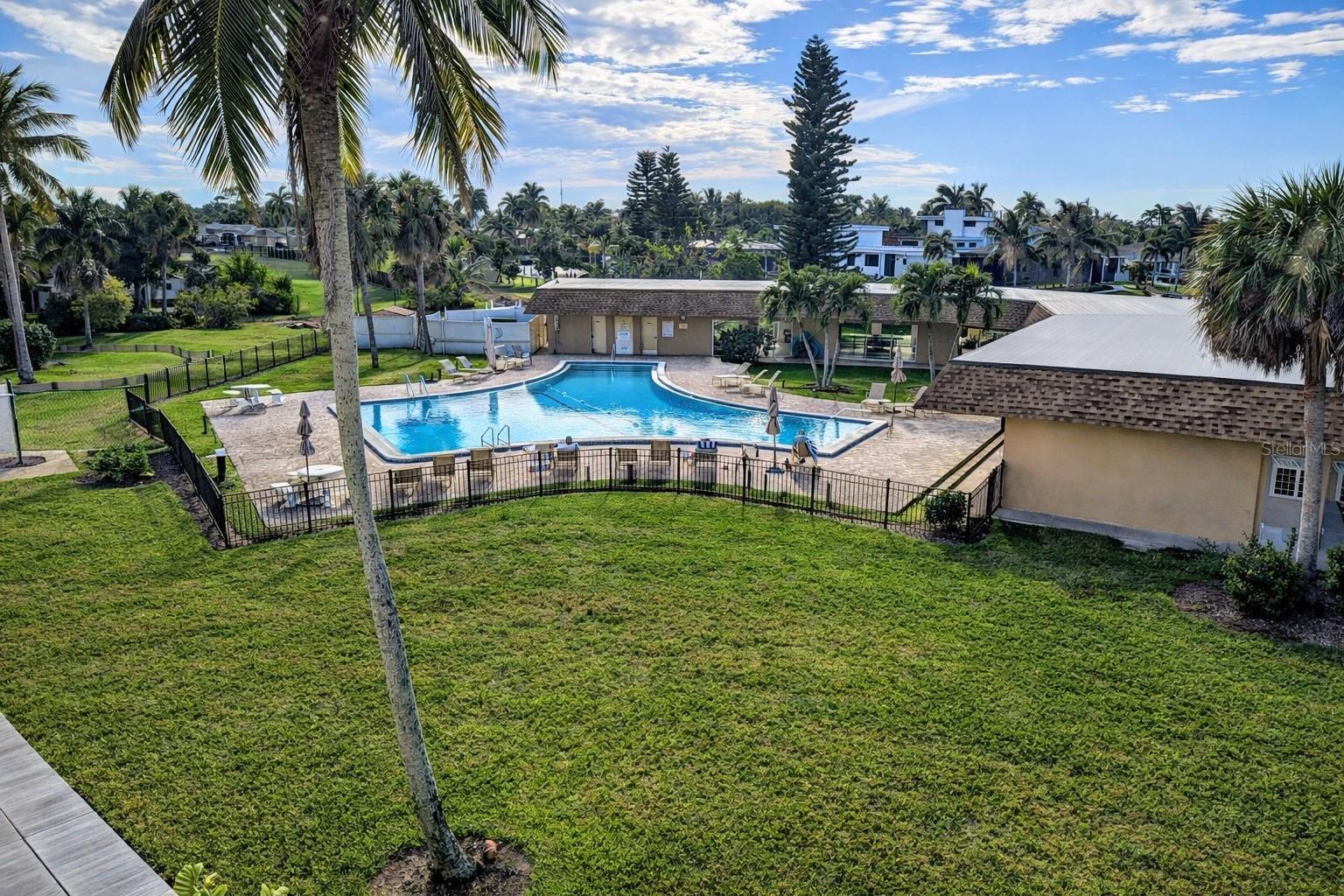 4309 MARINER WAY 304