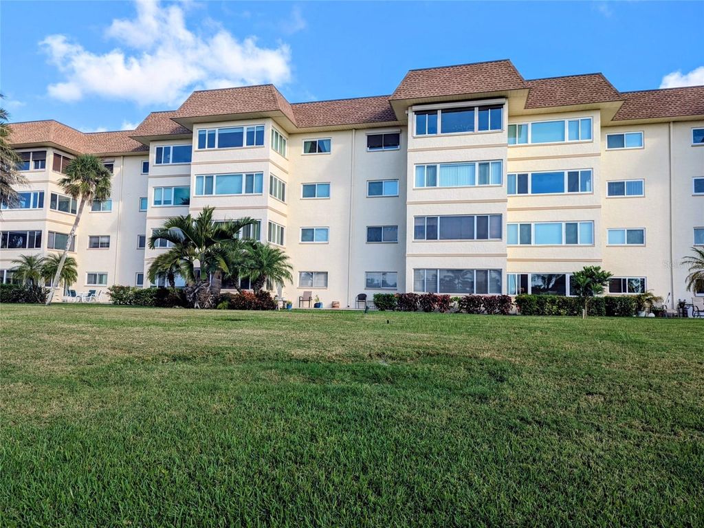Photo of 4309 Mariner Way #304, Fort Myers, FL 33919 (MLS # A4671265)