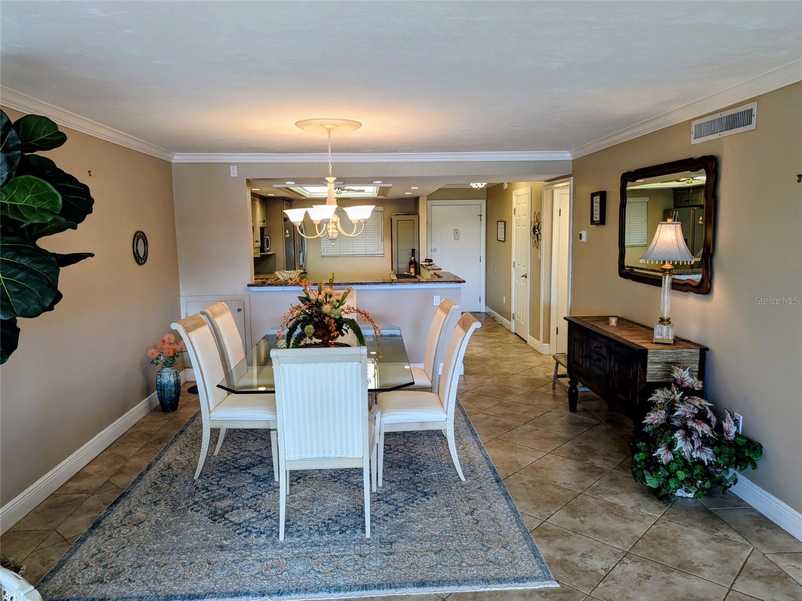 TOWN & RIVER PH 01 - Residential