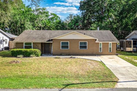 1406 GRACE STREET N LAKELAND FL 33810
