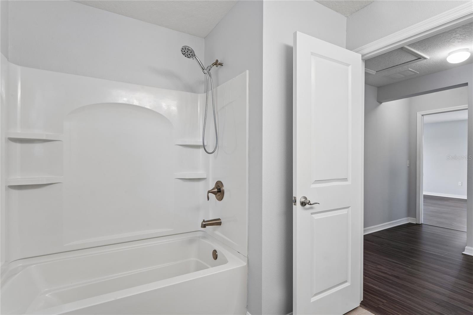 LONE STAR RANCH - Residential