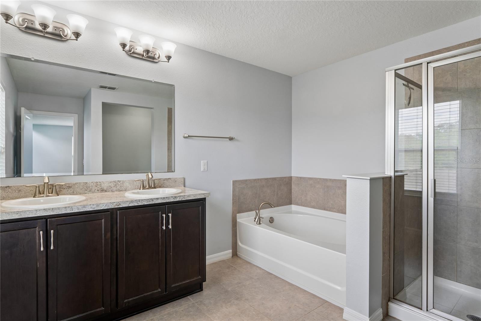 LONE STAR RANCH - Residential