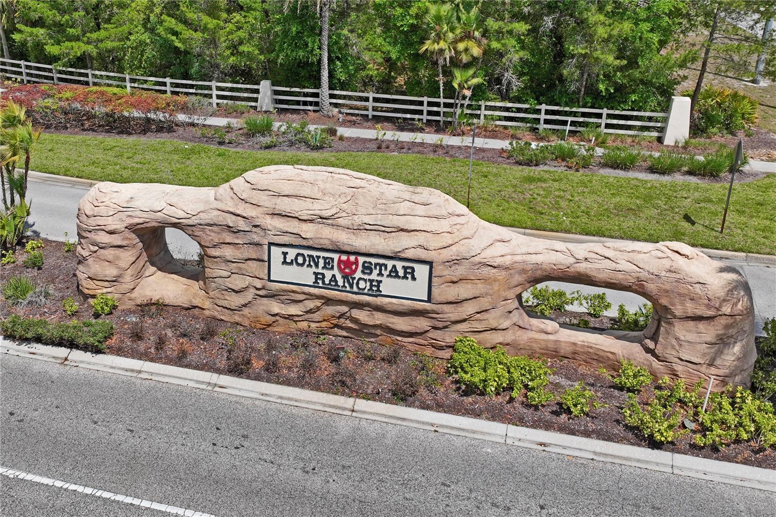 LONE STAR RANCH - Residential