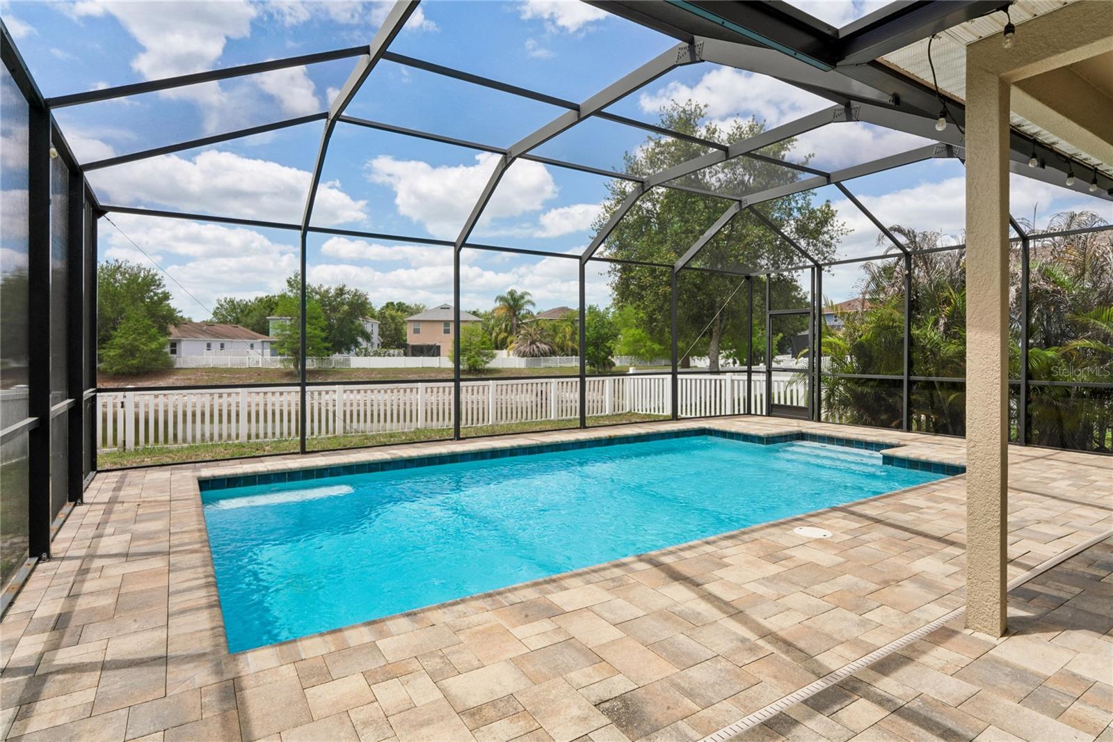 LONE STAR RANCH - Residential