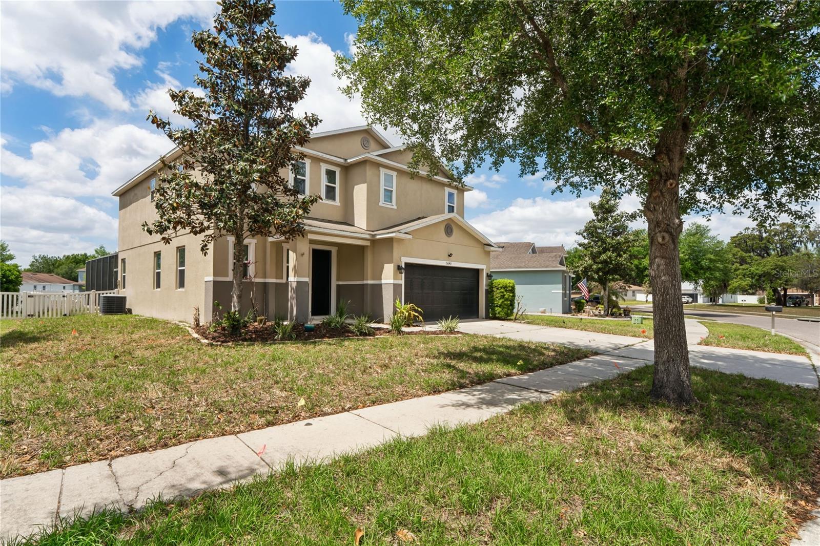 LONE STAR RANCH - Residential