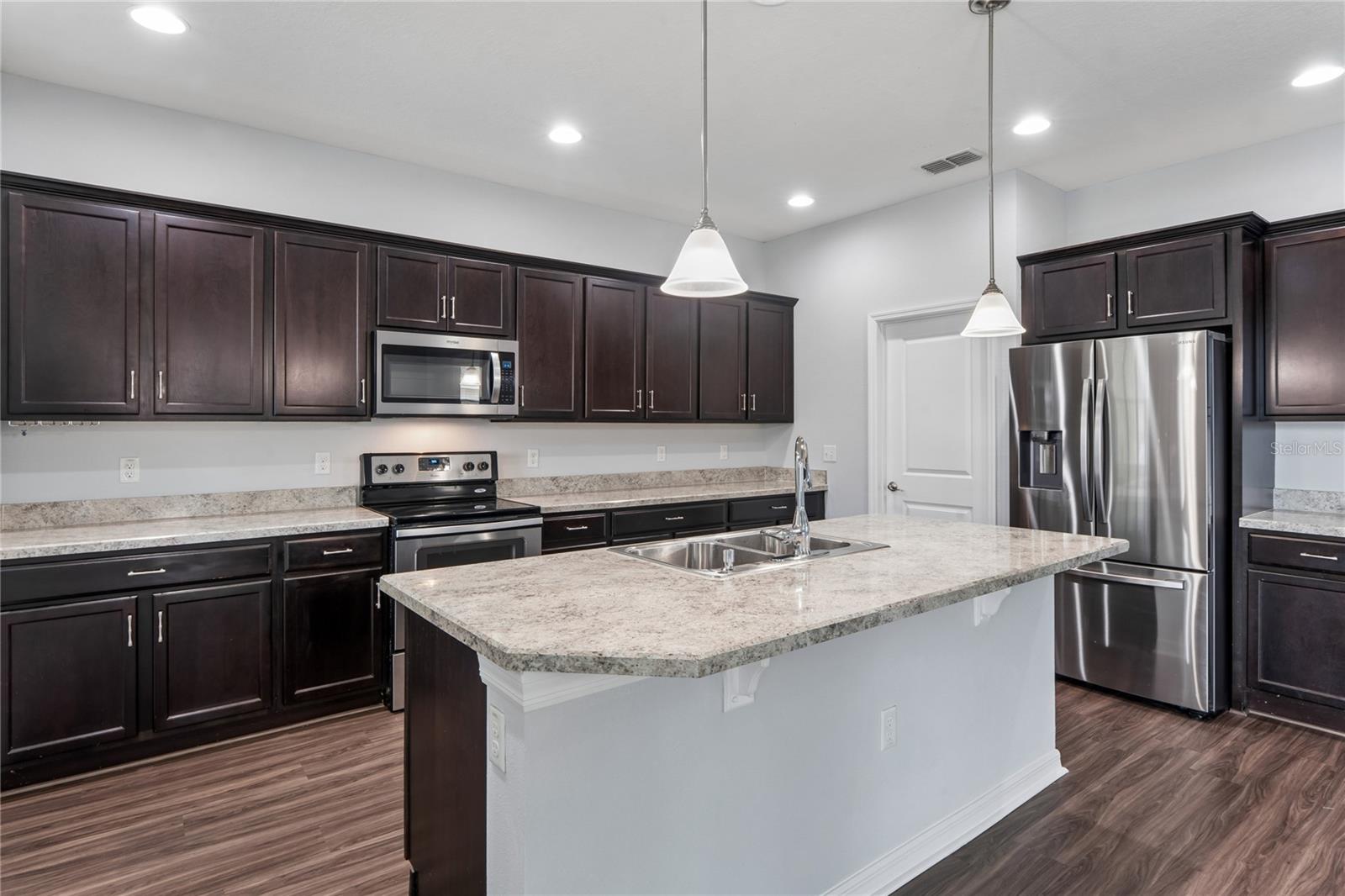 LONE STAR RANCH - Residential