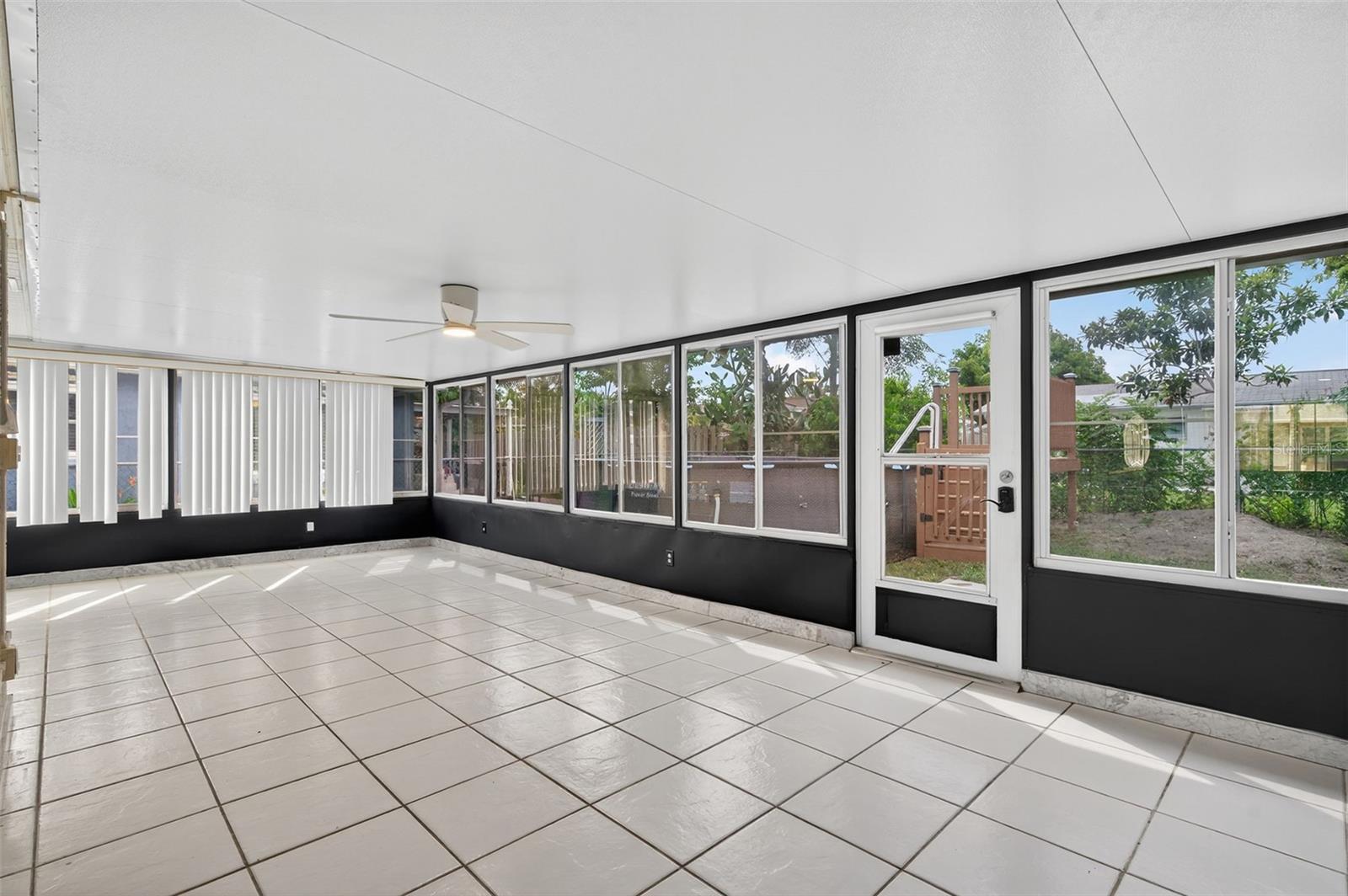 HOLIDAY LAKE ESTATES - Residential
