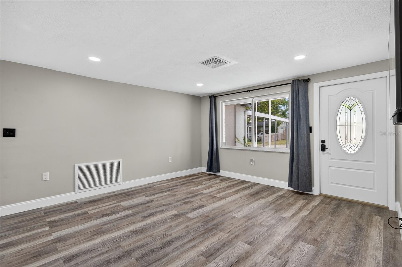 HOLIDAY LAKE ESTATES - Residential