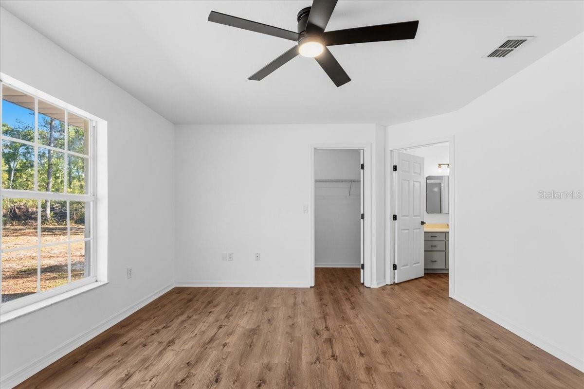 OLD TOWN OAKS - Residential