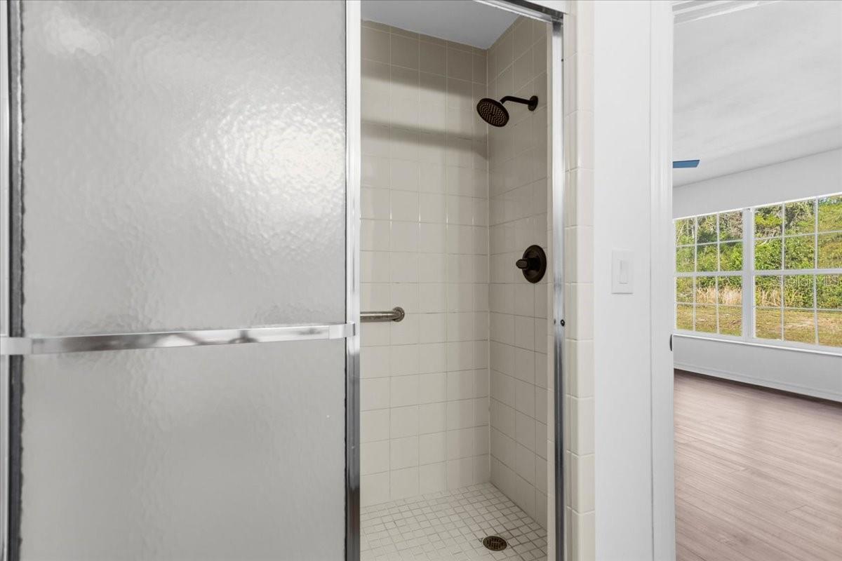 OLD TOWN OAKS - Residential