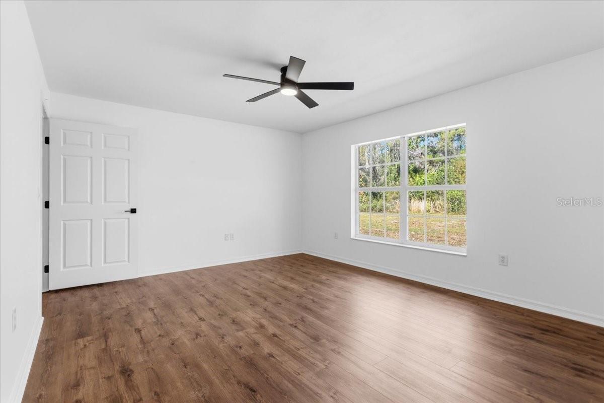 OLD TOWN OAKS - Residential