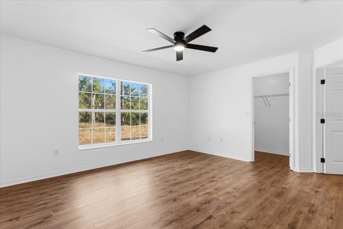 OLD TOWN OAKS - Residential