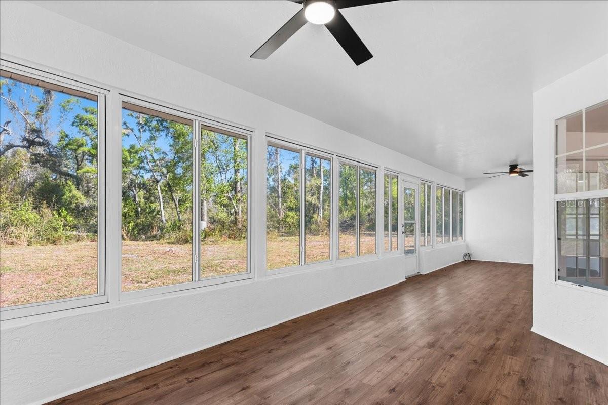 OLD TOWN OAKS - Residential